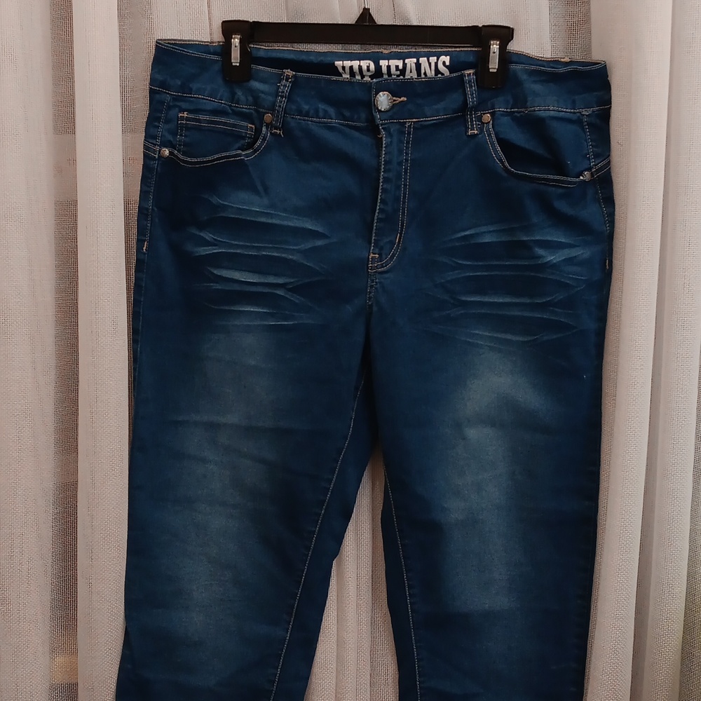 VIP Woman's Blue Denim Strechy Jeans - Classic Casual Style